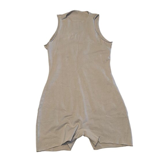 NWOT SKIMS Raw Edge Cutout Back Stone Cream Onesie Bodysuit Women's Small S